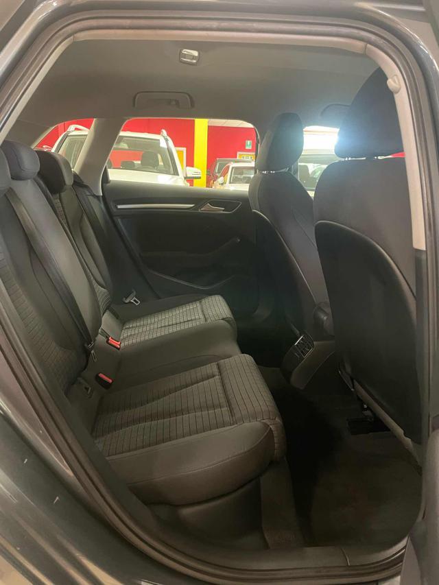AUDI A3 SPB 2.0 TDI 150 CV clean diesel Attraction