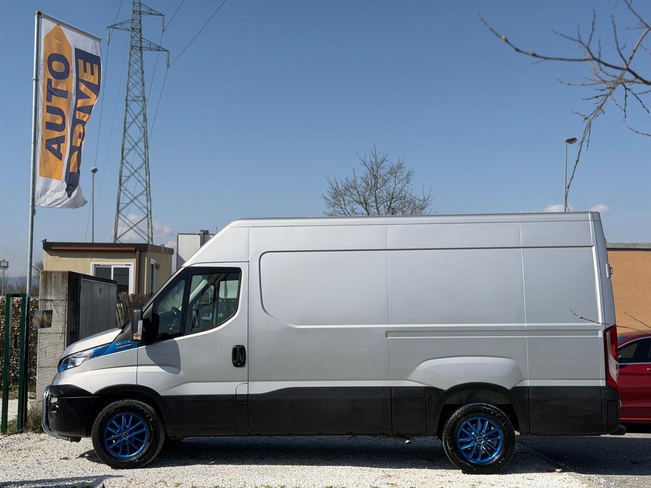 Iveco Daily 2.3 Furgone Hi-Matic