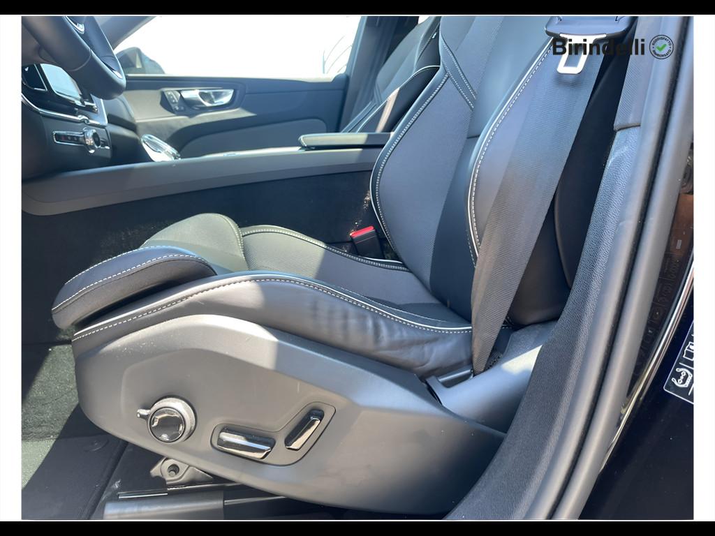 VOLVO XC60 (2017-->) - XC60 T6 Plug-in hybrid AWD automatico Ultra Black Edition