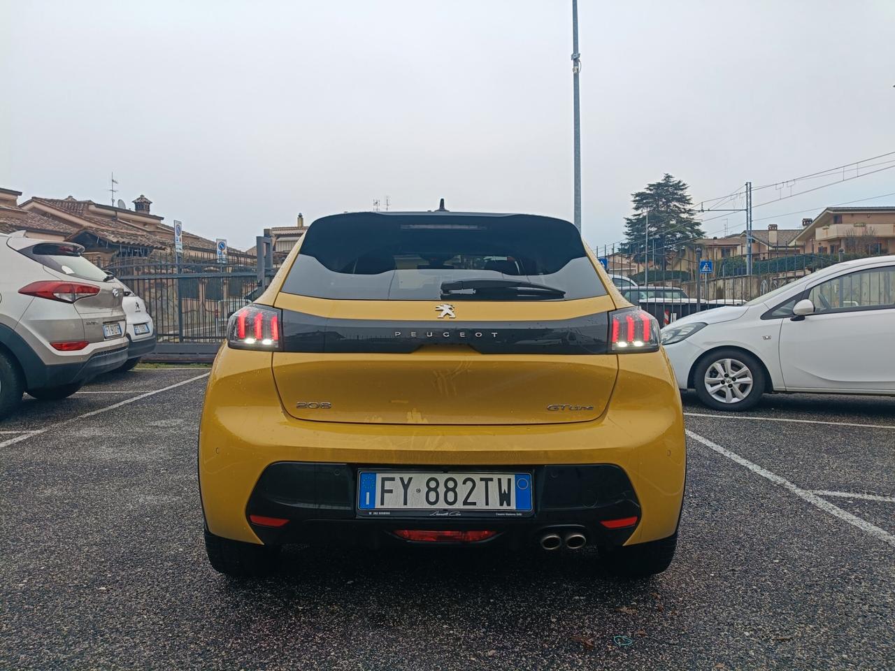 Peugeot 208 GT Line automatico