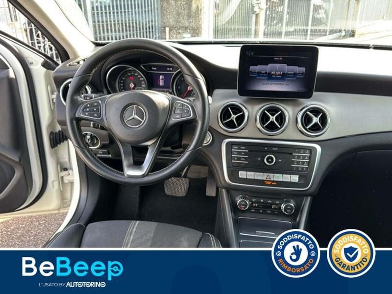 Mercedes-Benz GLA 200 D SPORT AUTO