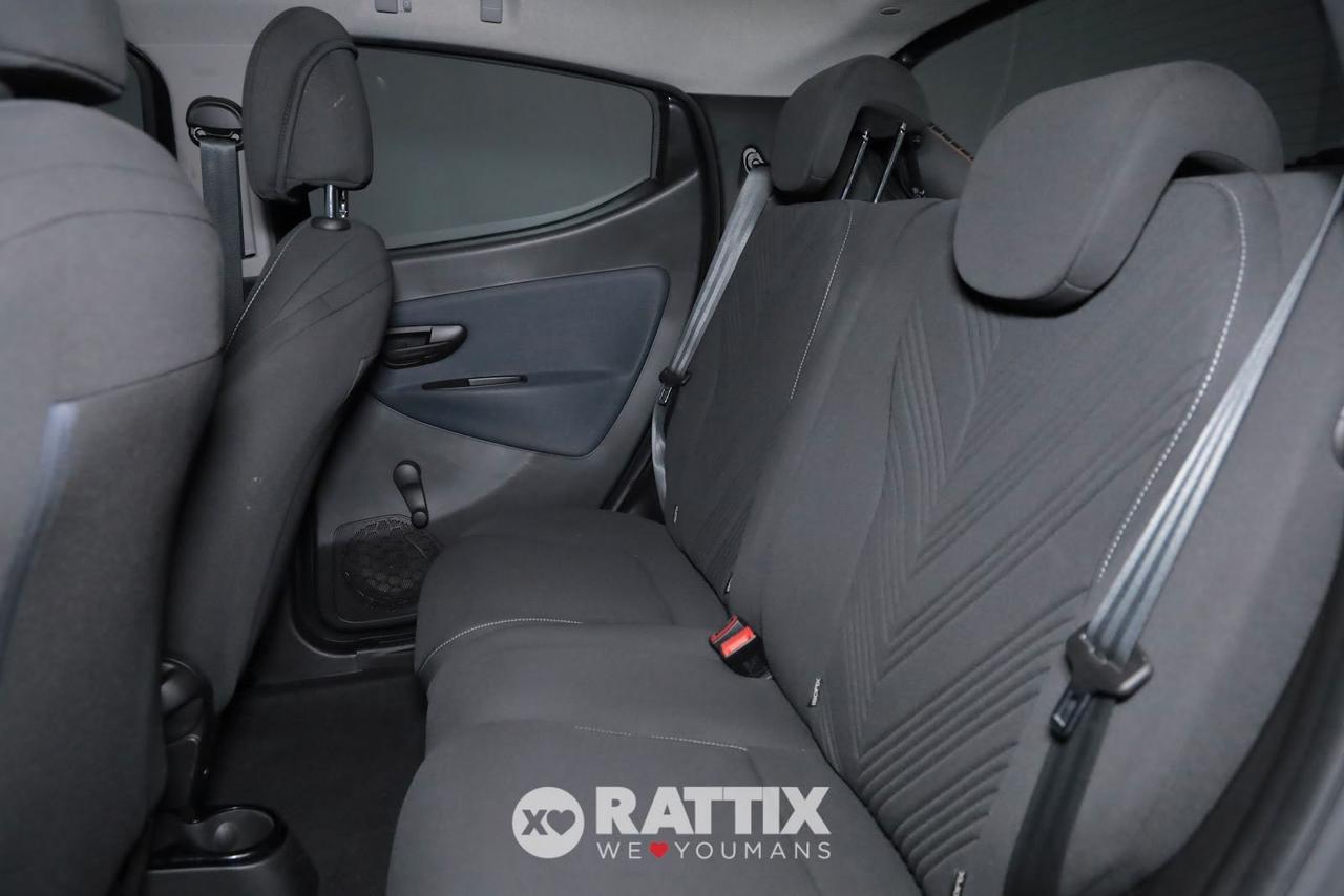 Lancia Ypsilon 1.0 Firefly Hybrid 70CV Gold