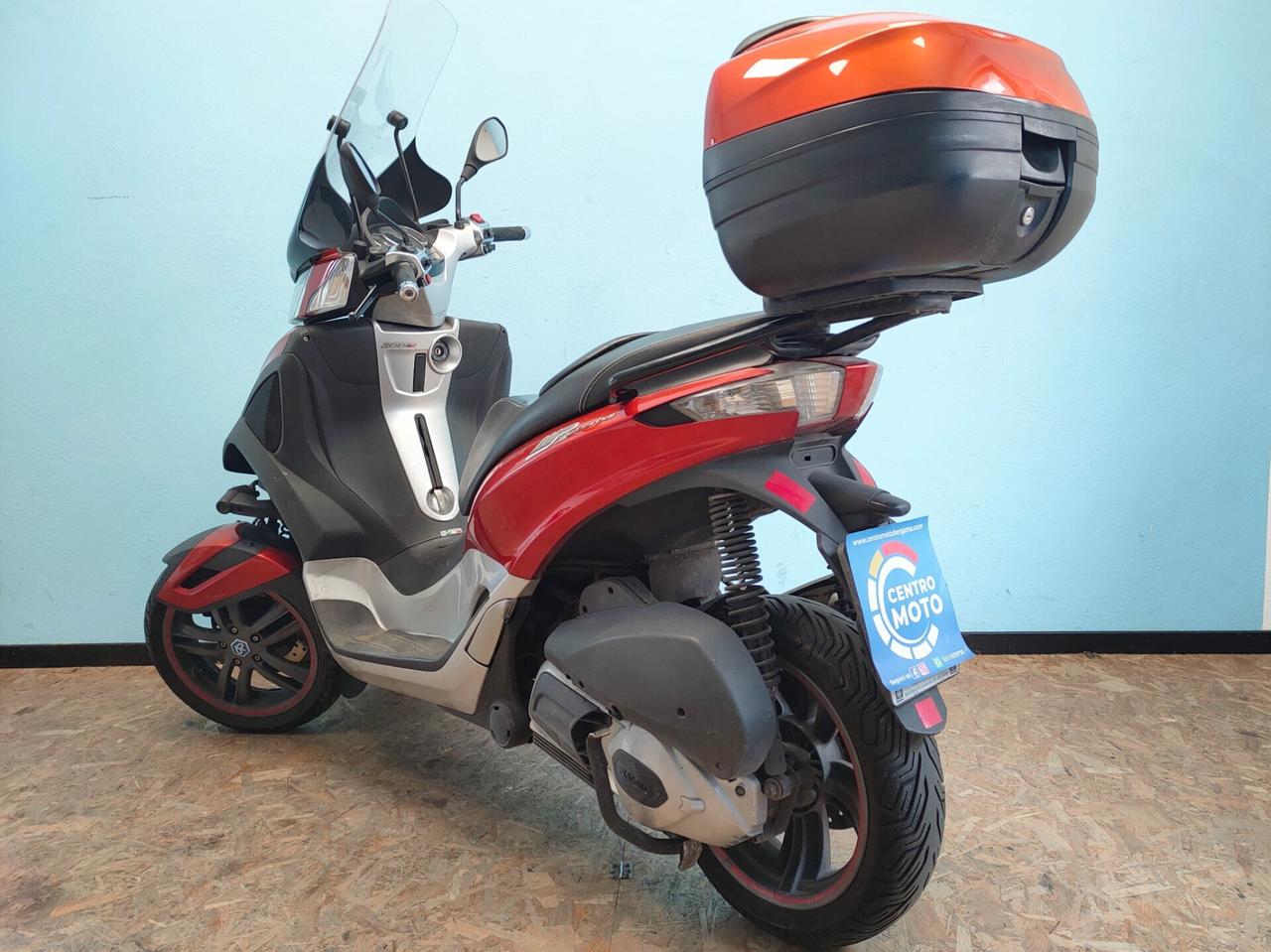 Piaggio MP3 300 Garantito e Finanziabile