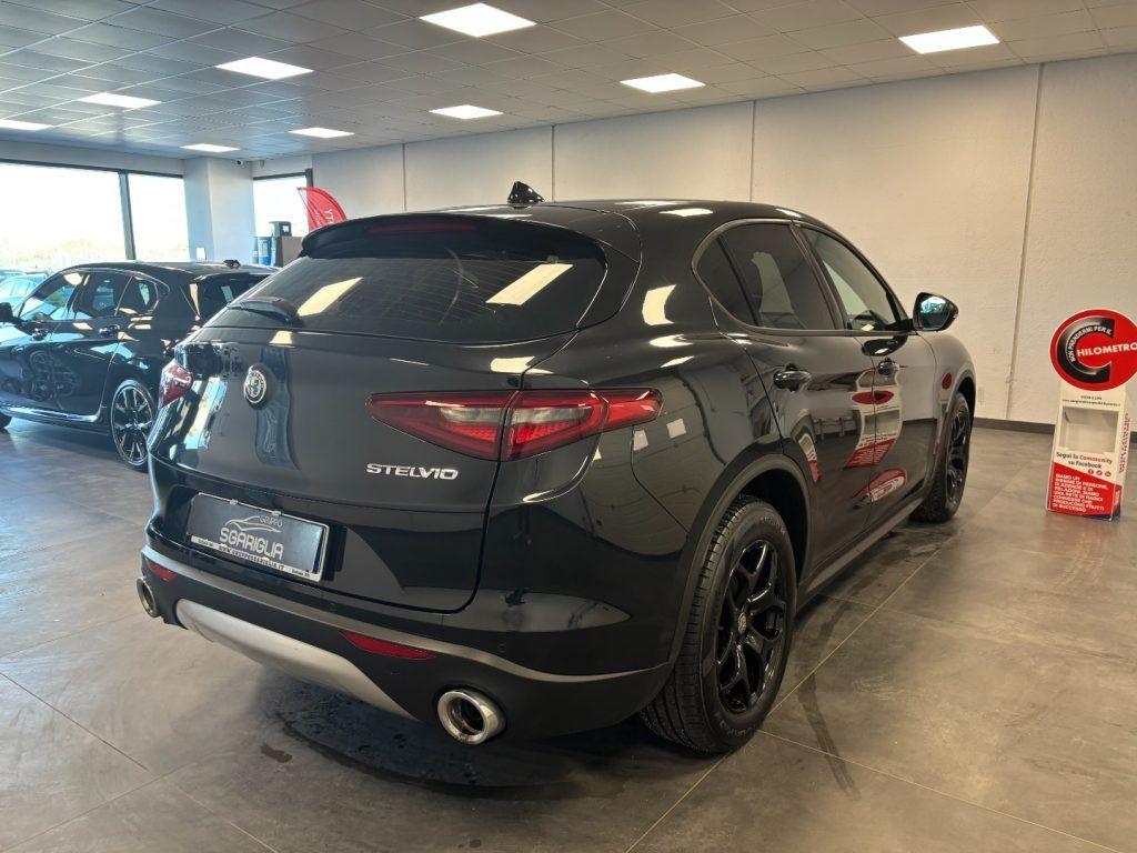 Alfa Romeo Stelvio 2.2 Diesel AT8 Sport-Tech Automatico