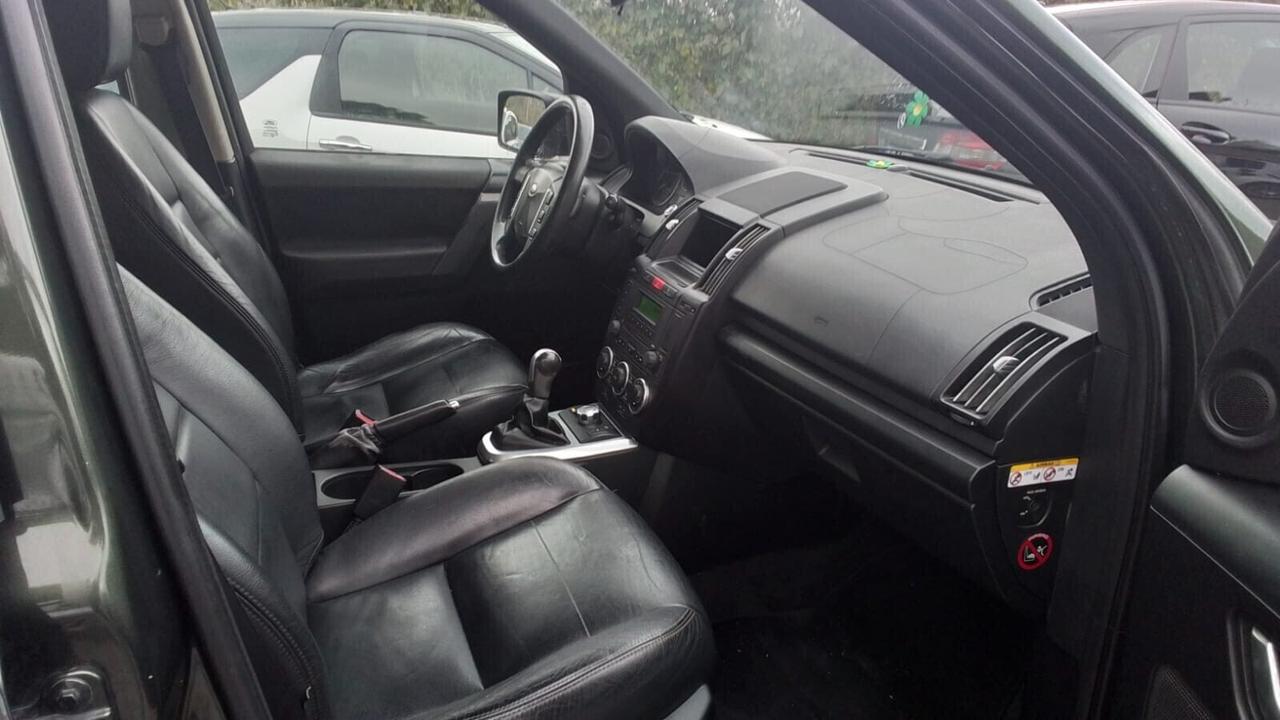 Land Rover Freelander 2.2 TD4 SE