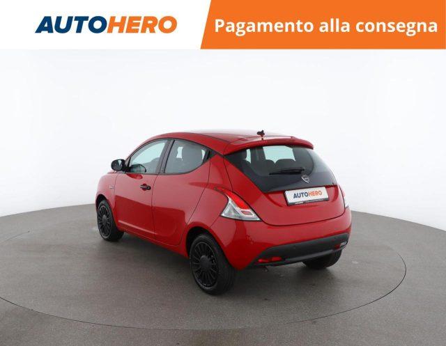 LANCIA Ypsilon 1.0 FireFly 5 porte S&S Hybrid Ecochic Silver