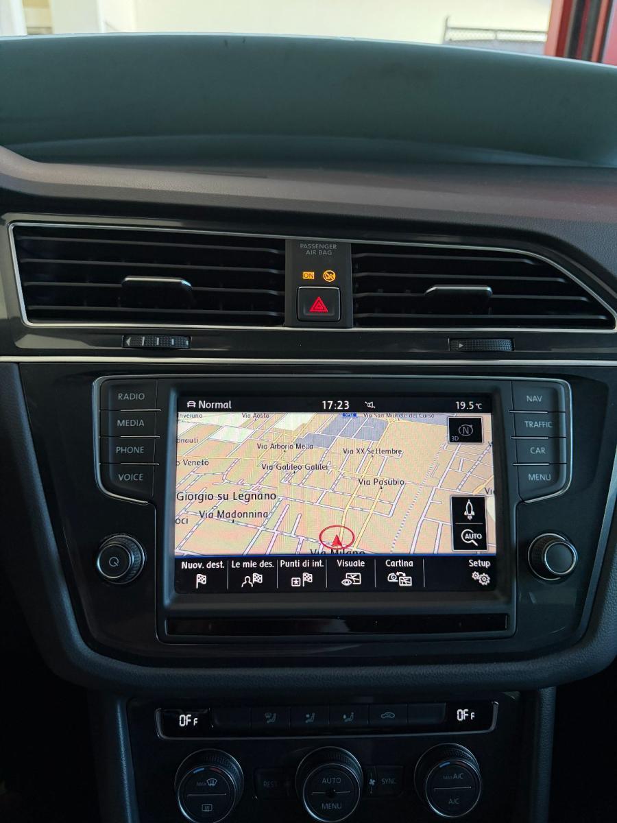 VOLKSWAGEN - Tiguan - 2.0 TDI 4MOTION Executive BMT