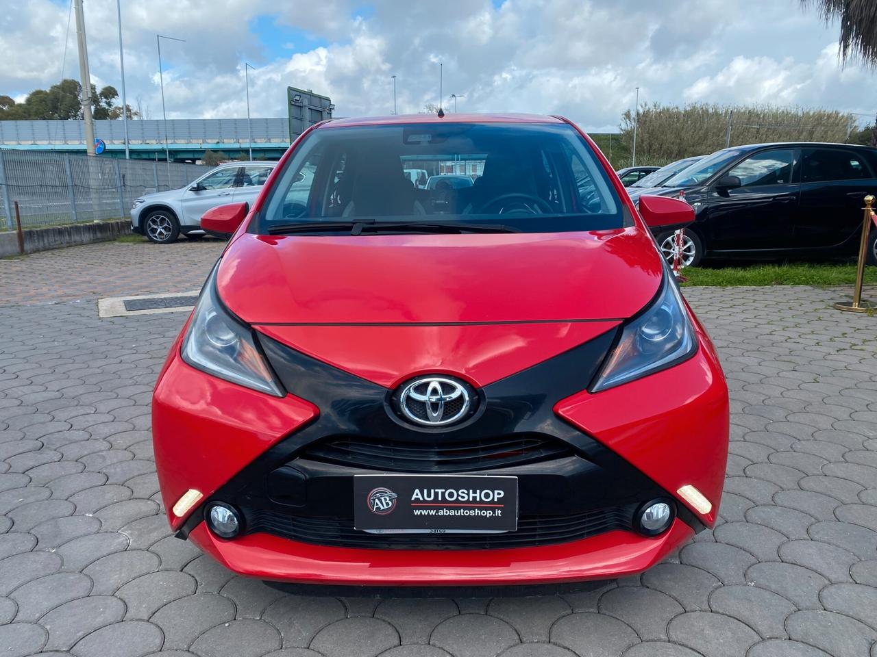 TOYOTA - Aygo - 1.0 VVT-i 69 CV x-play - UNIPRO. -