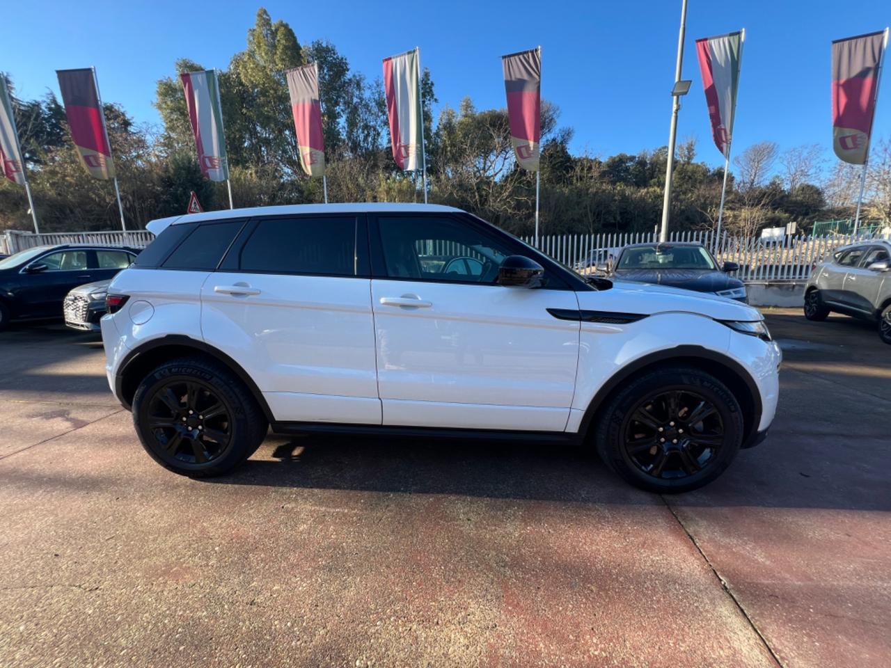 Land Rover Range Evoque 2.0 TD4 180 CV 5p. SE Dynamic