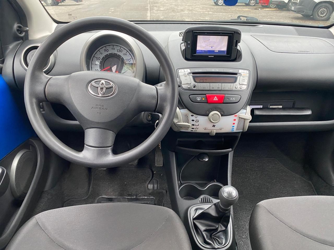 Toyota Aygo 1.0 12V VVT-i 5 porte Active Connect