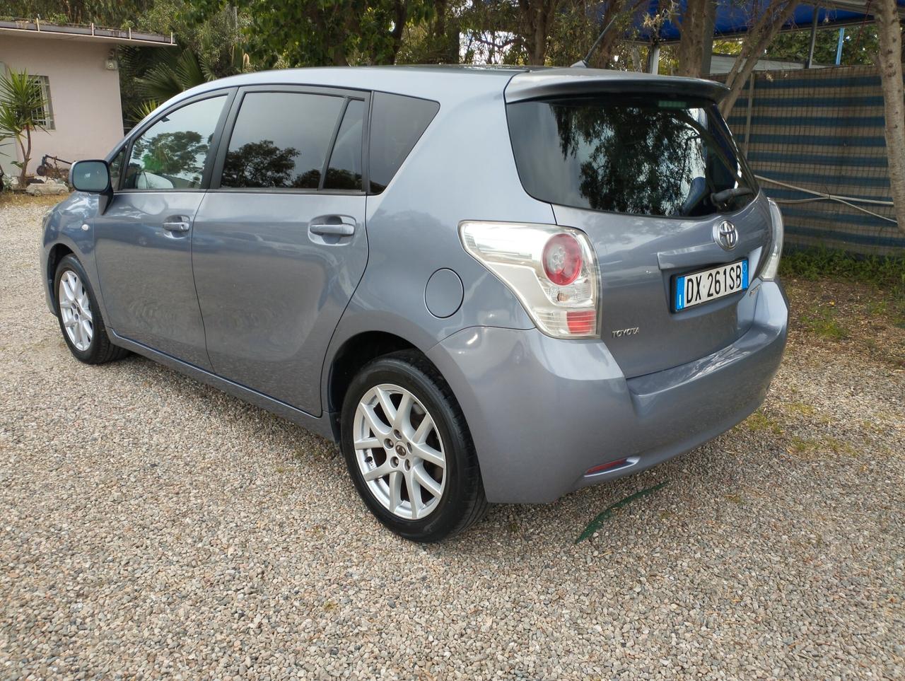 Toyota Verso 2.0 D Sol 7 posti