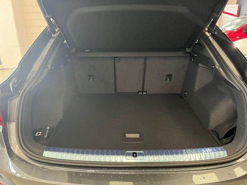 Audi Q3 Q3 40 TDI quattro S tronic S line edition