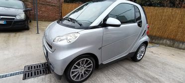 Smart ForTwo 1000 52 kW coupé passion