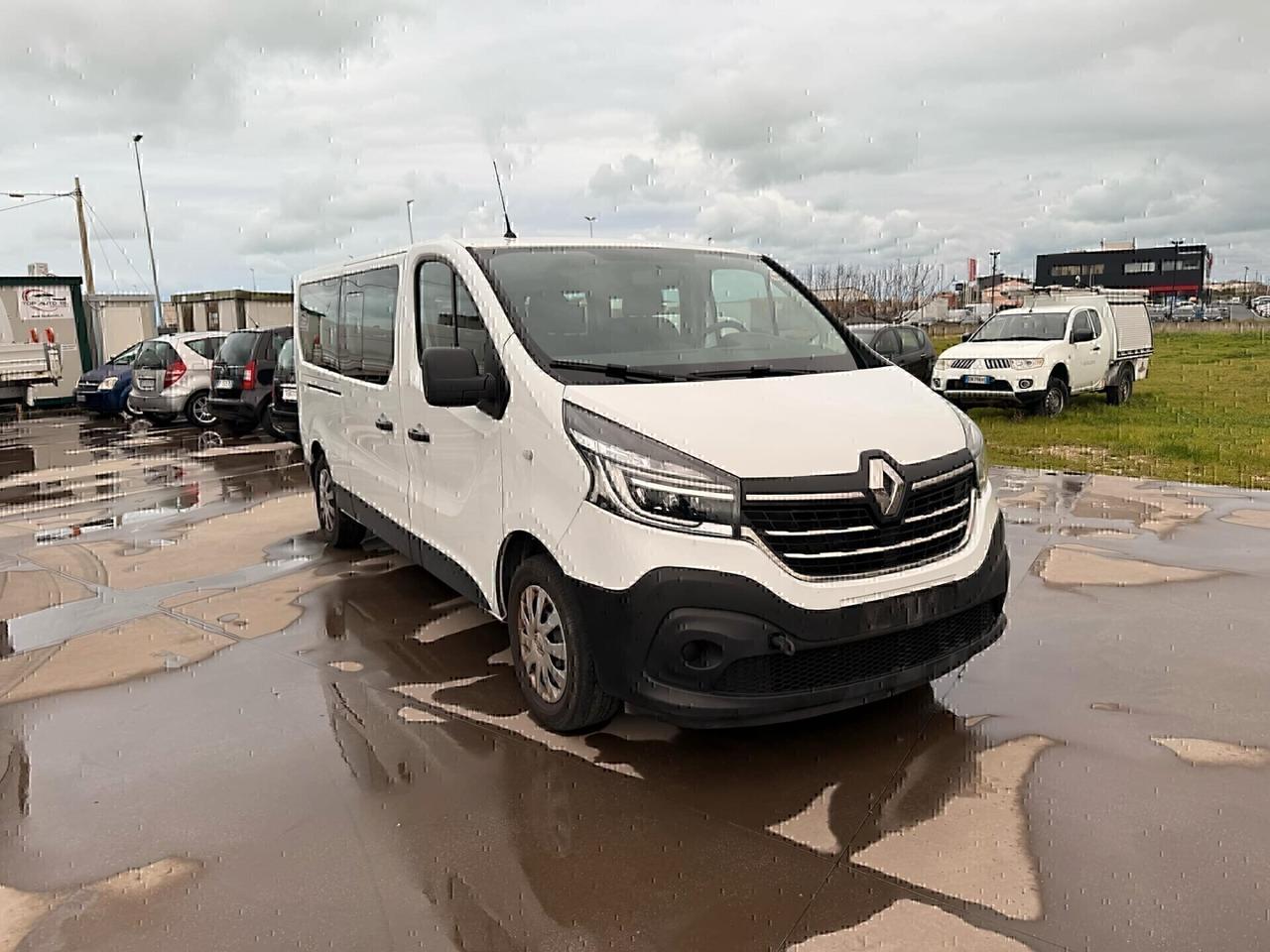 Renault Trafic T29 2.0 dCi 120CV PC-TN Zen Heavy