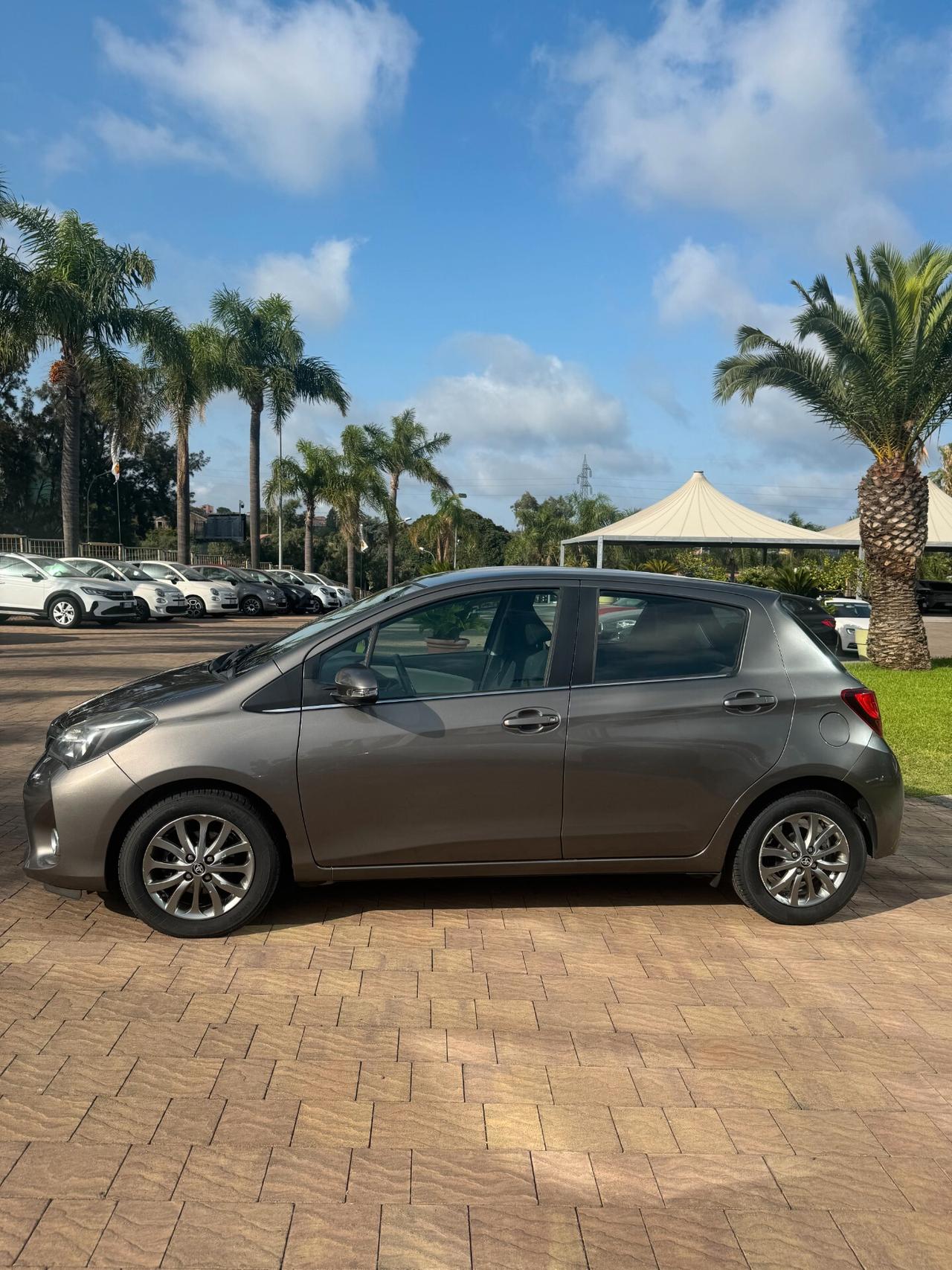 Toyota Yaris 1.4 D-4D 5 porte Lounge