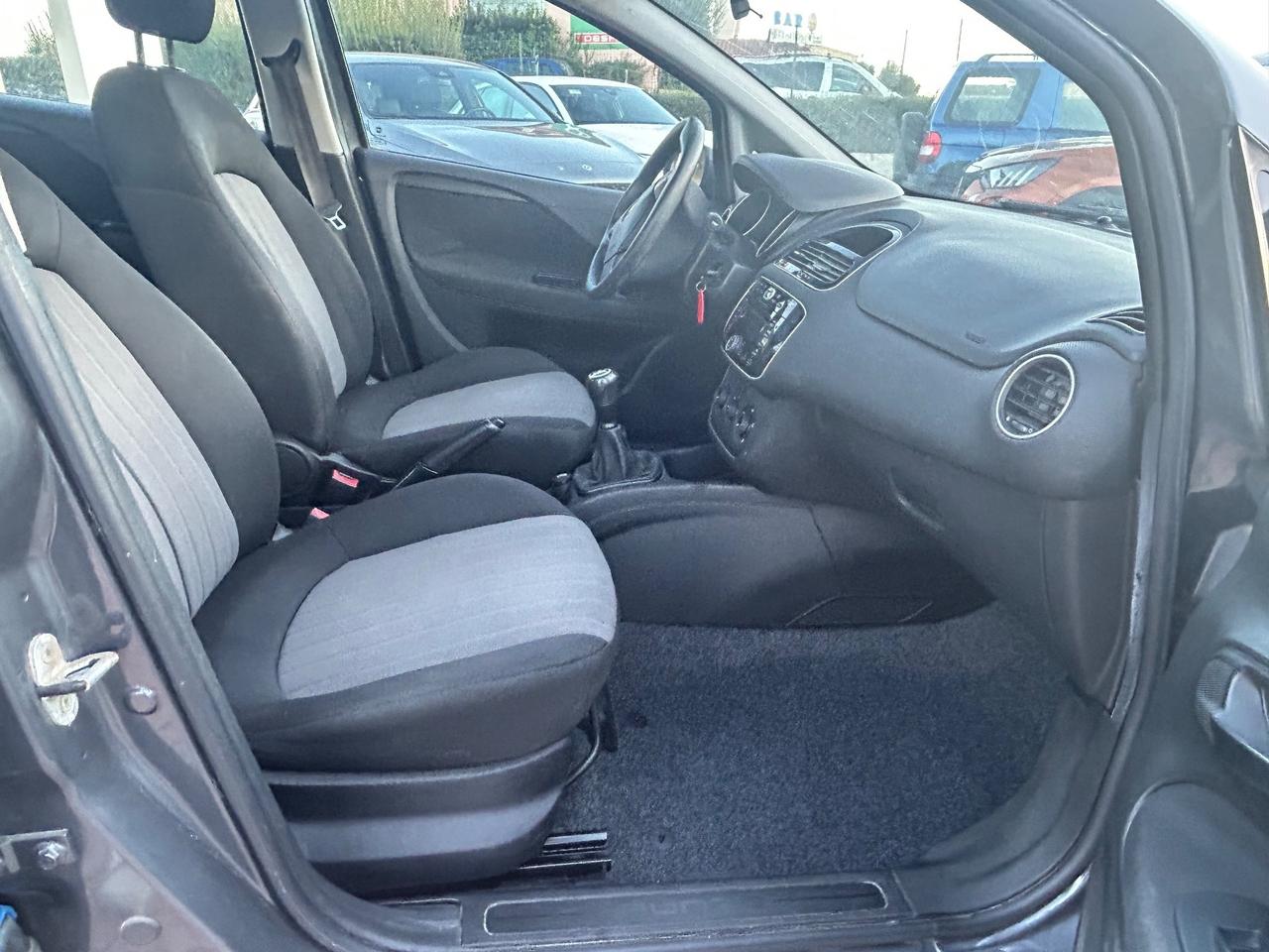 Fiat Punto 1.3 MJT II S&S 95 CV 5 porte Street