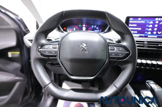 PEUGEOT 3008 BLUEHDI 130 S&S EAT8 ALLURE FARI LED NEOPATENTATI