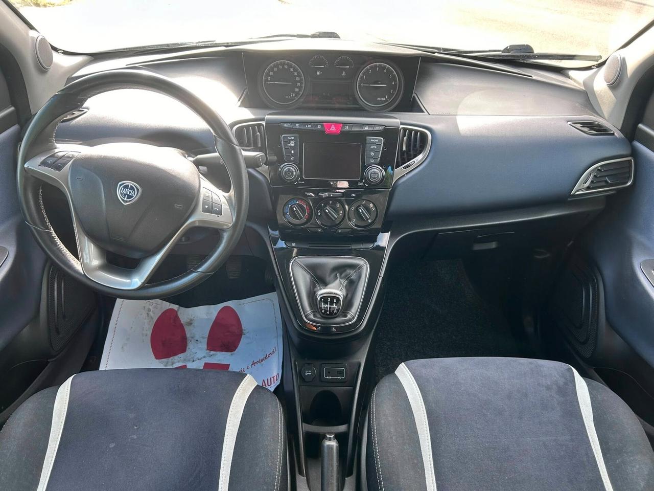 Lancia Ypsilon 1.2 allestimento Mya