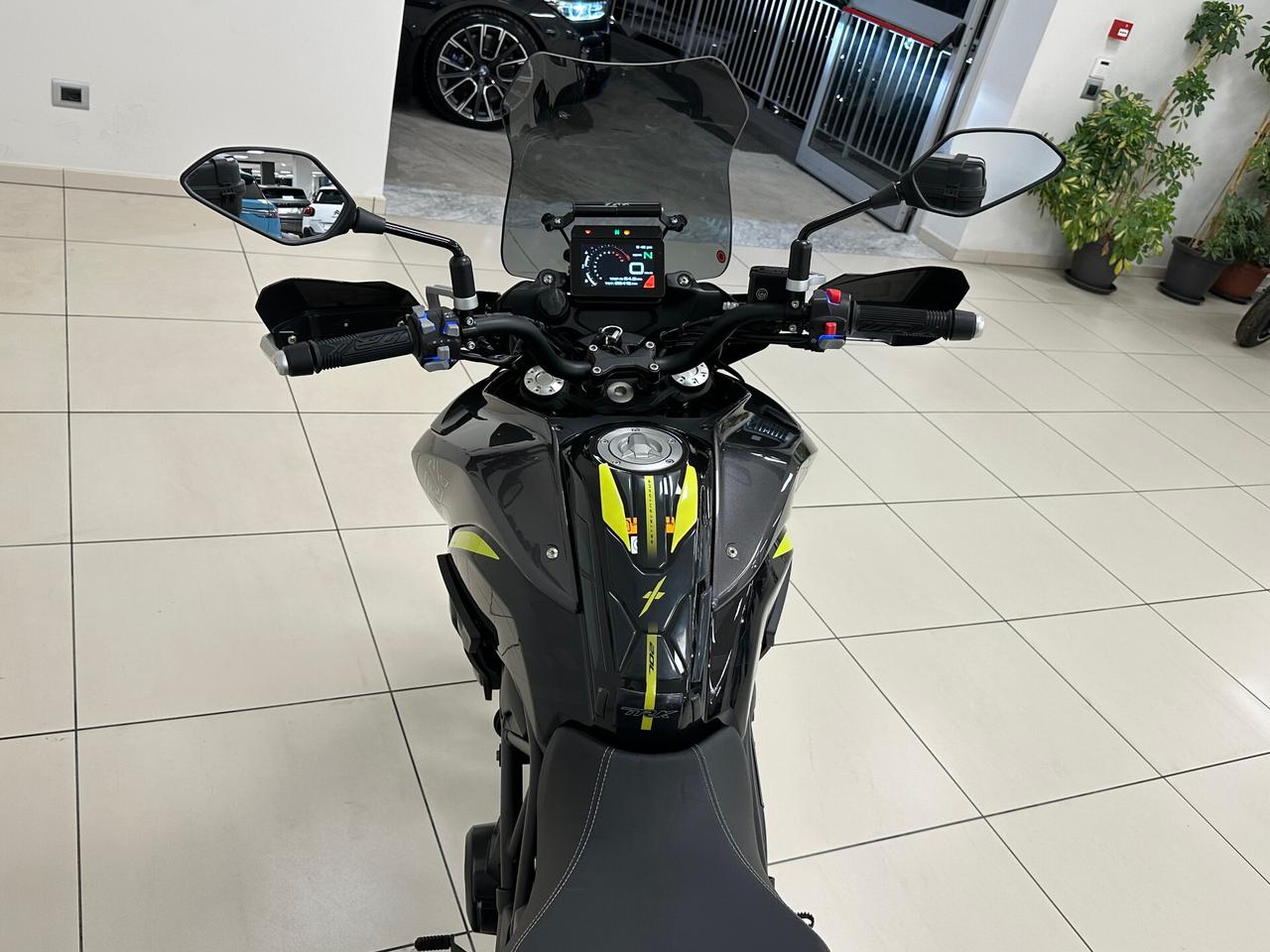 Benelli TRK 702 X - 2023