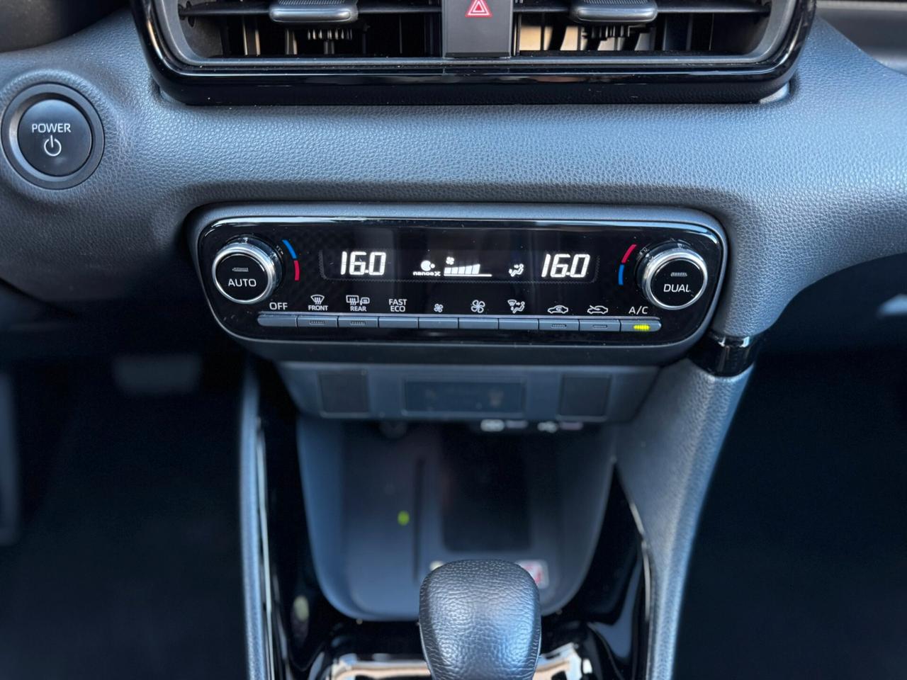 Toyota Yaris 1.5 130 Hybrid 5 porte Lounge