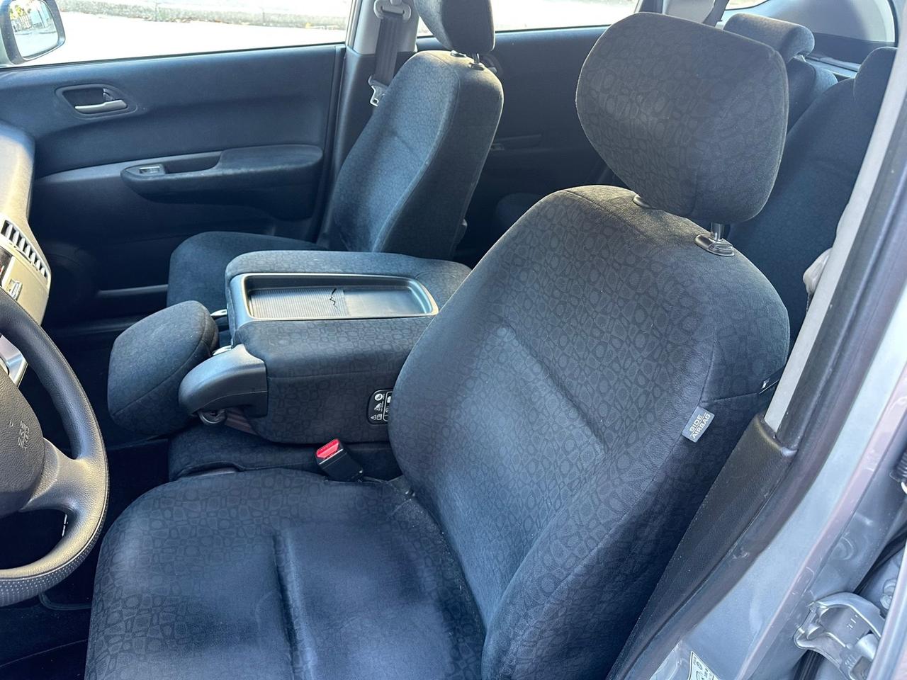Honda FR-V 2.2 i-CTDi 6 POSTI