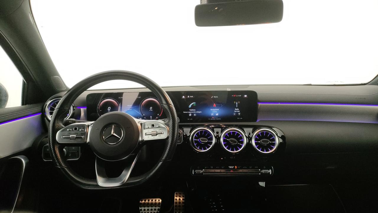 Mercedes-Benz Classe A - W177 2018 - A 180 d Premium auto