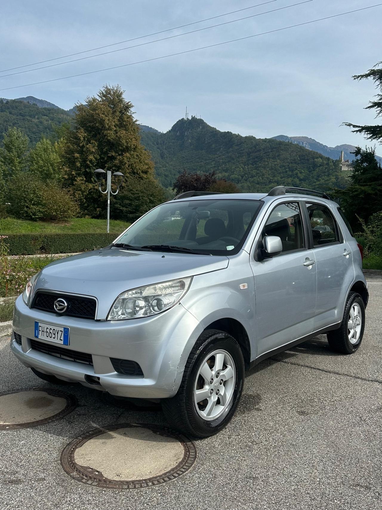 Daihatsu Terios 1.5 benzina 4x4