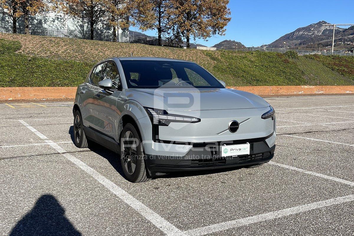 VOLVO EX30 Single Motor Extended Range RWD Core