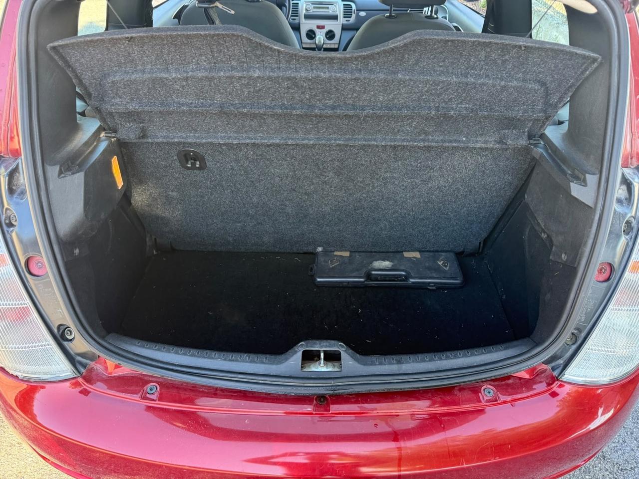 Lancia Ypsilon 1.2 Benzina Neopatentati uniproprietà