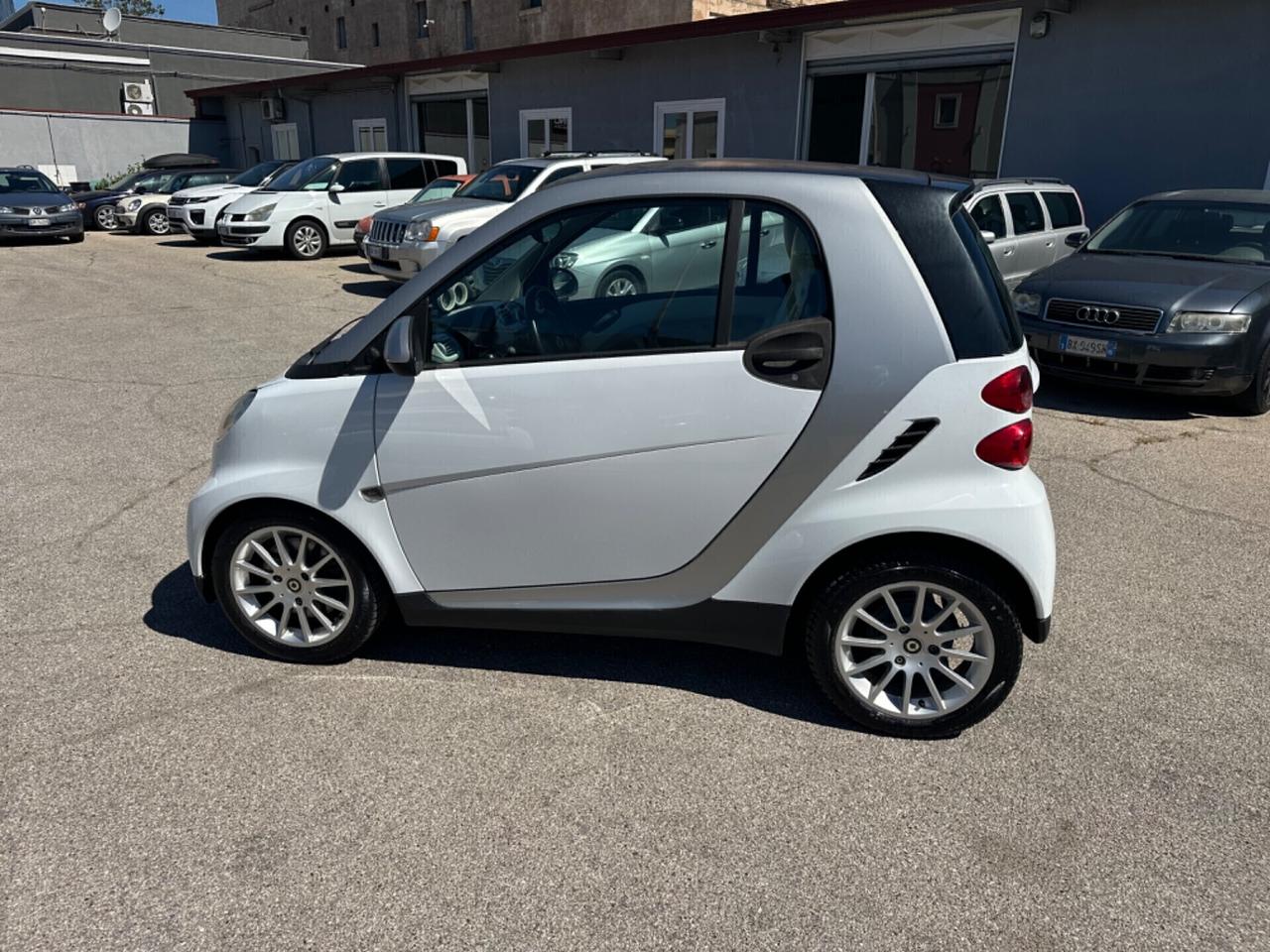 Smart ForTwo SERVOSTERZO INTERNO PELLE