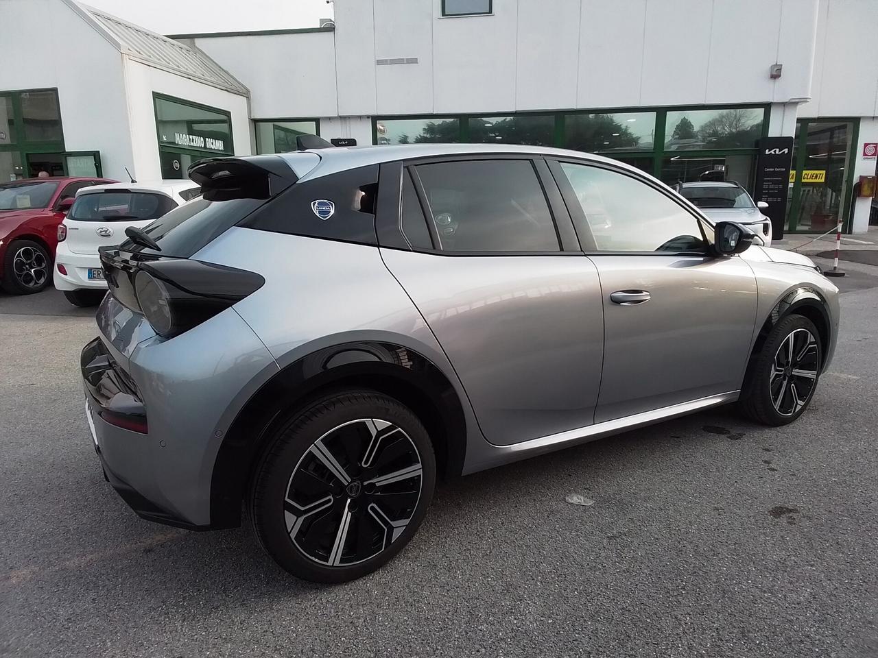 Lancia Ypsilon Hybrid e-DCT LX