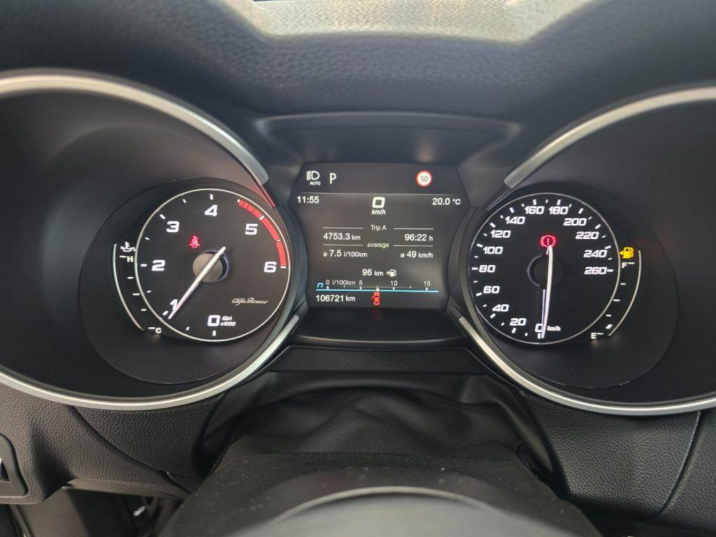 Alfa Romeo Stelvio 2.2 Turbodiesel 210 CV AT8 Q4 Veloce