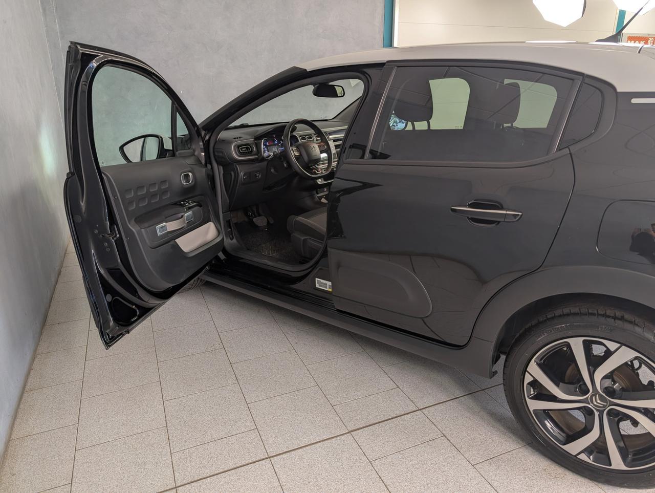 Citroen c3 iii 1.2 puretech EAT6 110cv Shine
