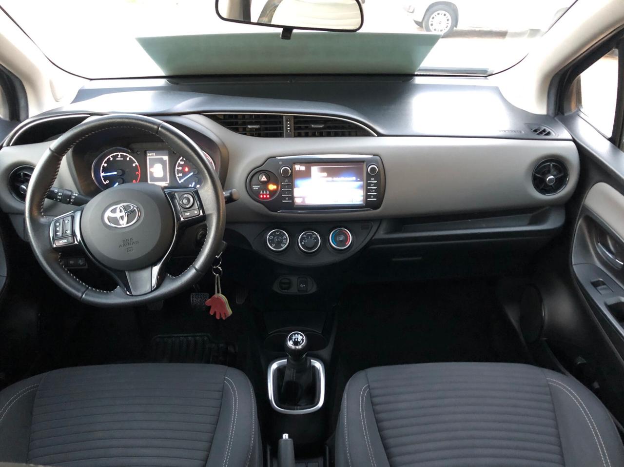 Toyota Yaris 1.0 72 CV 5 porte Lounge