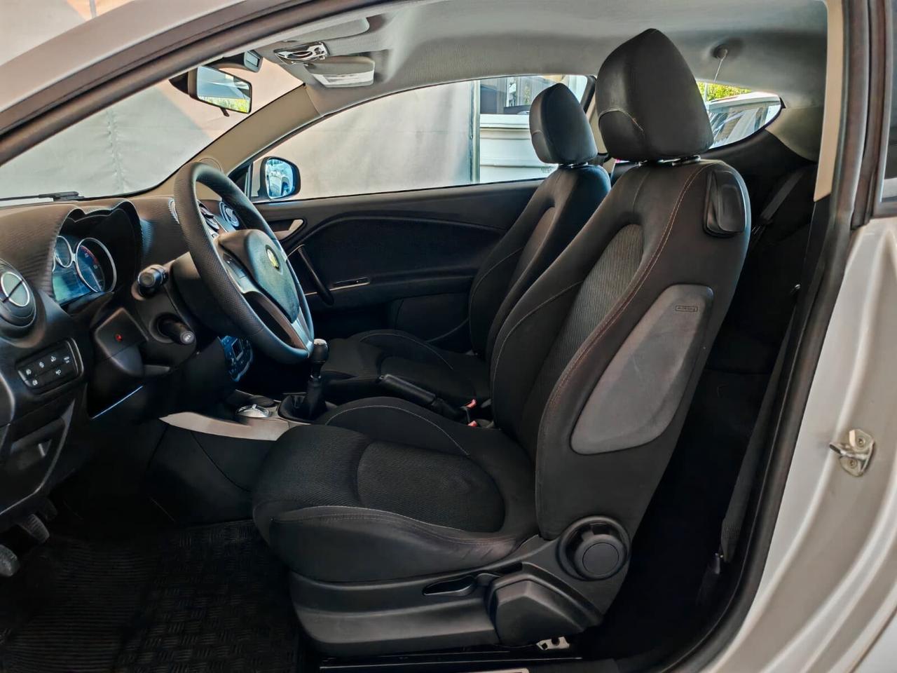 Alfa Romeo MiTo 1.3 JTDm-2 95 CV S&S Distinctive