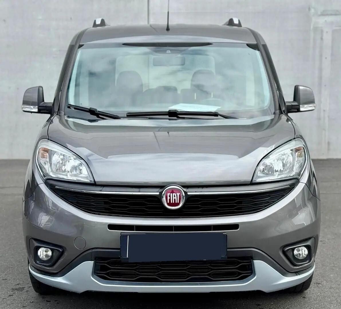 Fiat Doblo TREKKING 1.6 M-Jet 120cv GANCIO TRAINO