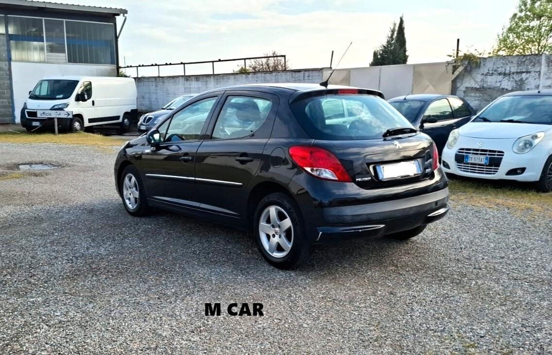 Peugeot 207 1.4 VTi 95CV 5p. Millesim 200