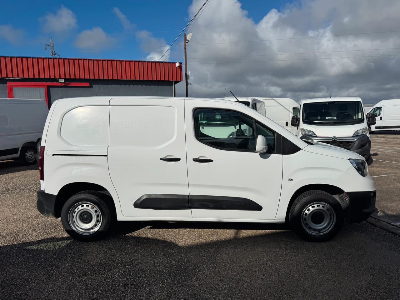 OPEL COMBO CARGO 3 POSTI - 1.5 Diesel 100 CV - FURGONE
