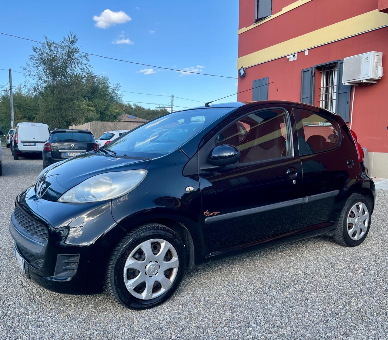 Peugeot 107 1.0 benzina AUTOMATICA!