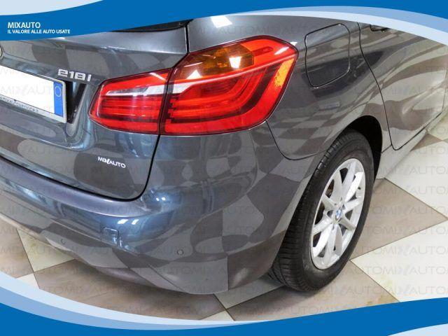 BMW 218 i Active Tourer Business EU6D-Temp