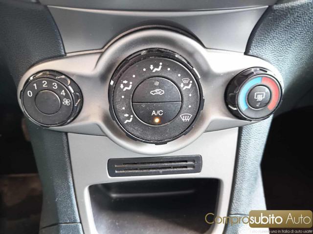 FORD Fiesta 1.4 3 porte Bz.- GPL Titanium