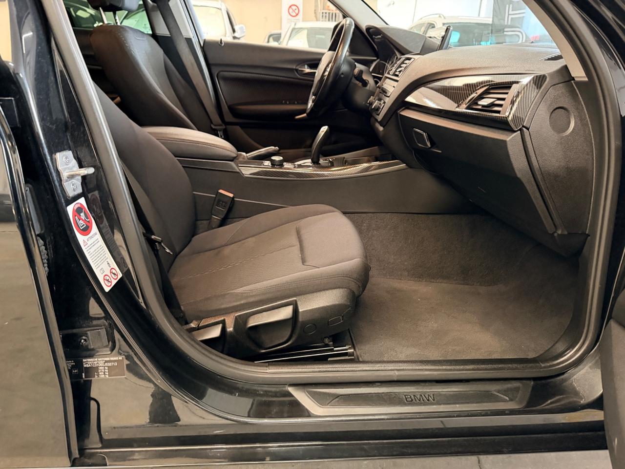 Bmw 120 120d 5p. Unique