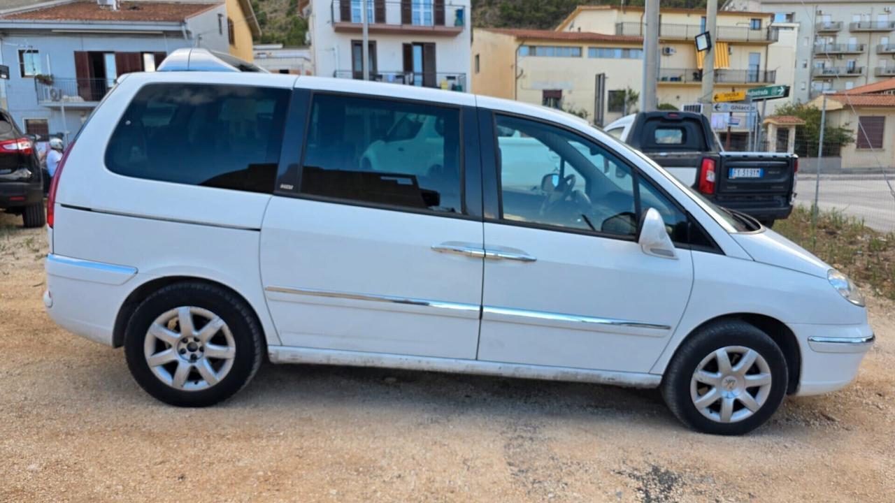 Peugeot 807 2.0 HDi 163CV aut. ST