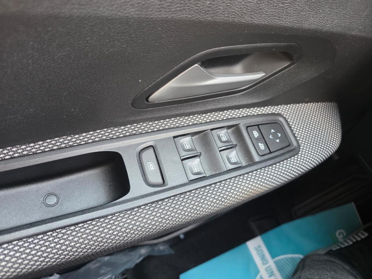 Dacia Jogger 1.0 TCe GPL 100 CV 5 posti Essential