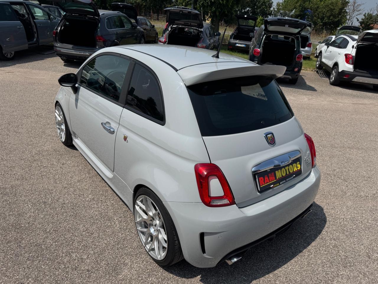 Abarth 500 1.4 Turbo T-Jet Custom