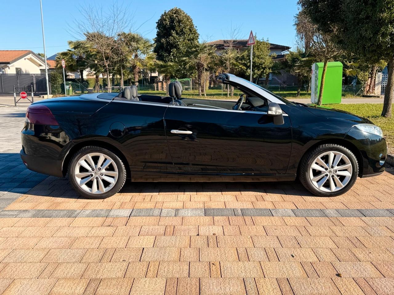 Renault Megane Mégane C-C 1.5 dCi 110CV Floride