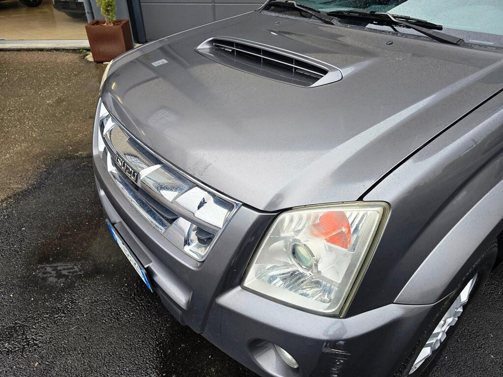 Isuzu D-Max 3.0 TDI 163CV LS CON SOLO 139000 KM!