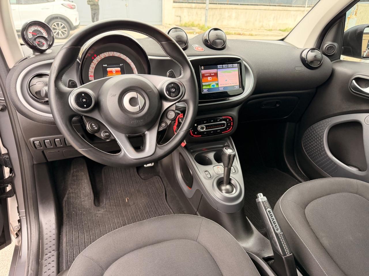 Smart ForTwo SuiteBrown CABRIO 0.9 90Cv TURBO ALLES BRABUS