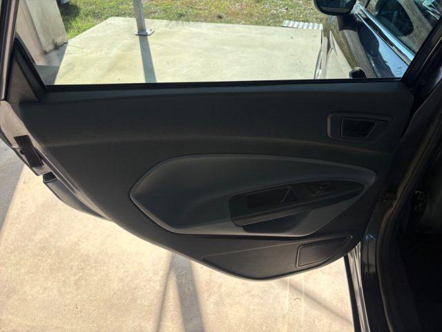 FORD Fiesta 1.2 82 CV 5 porte Titanium