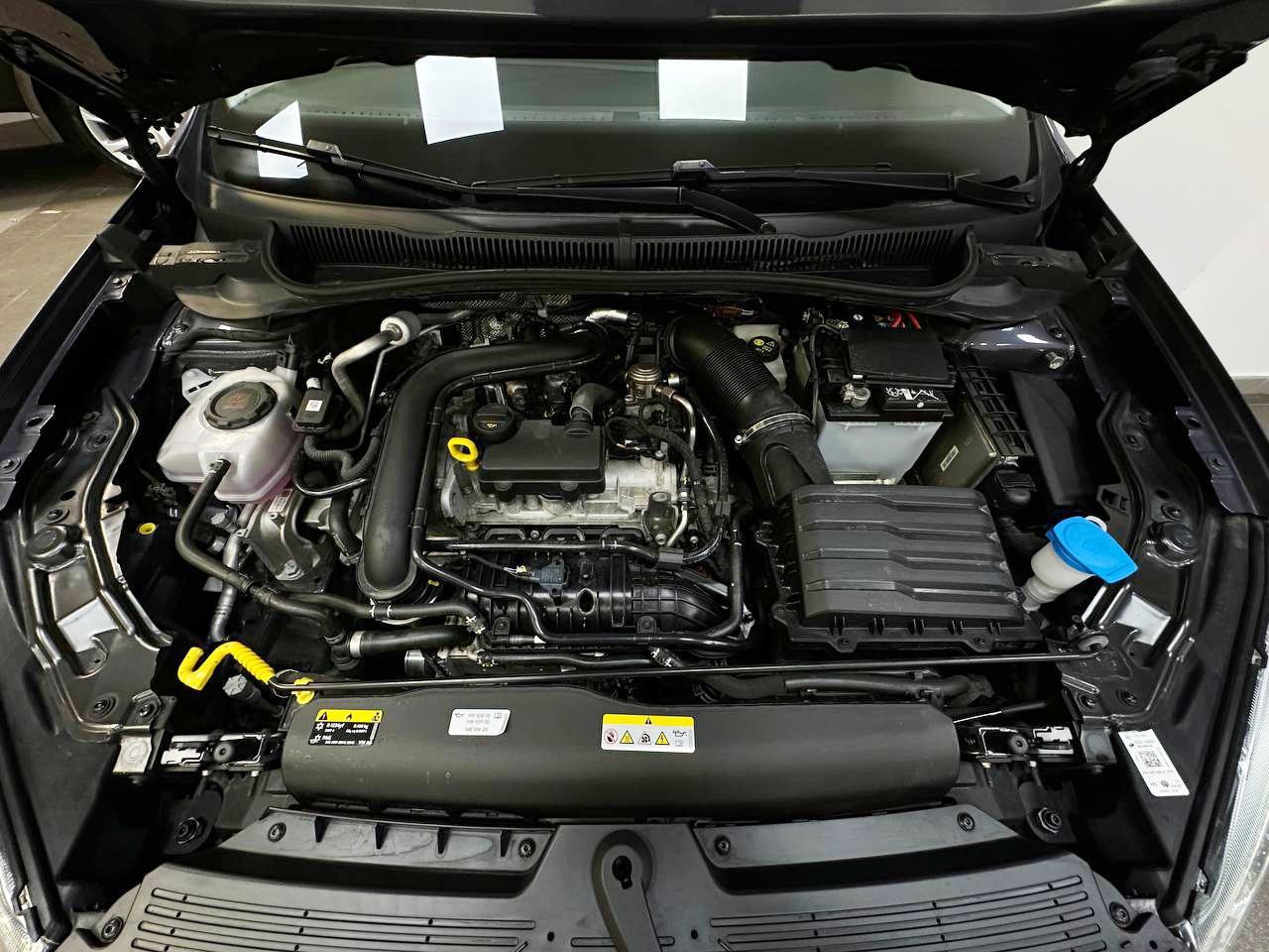 VOLKSWAGEN Taigo - Taigo 1.0 tsi Life 110cv